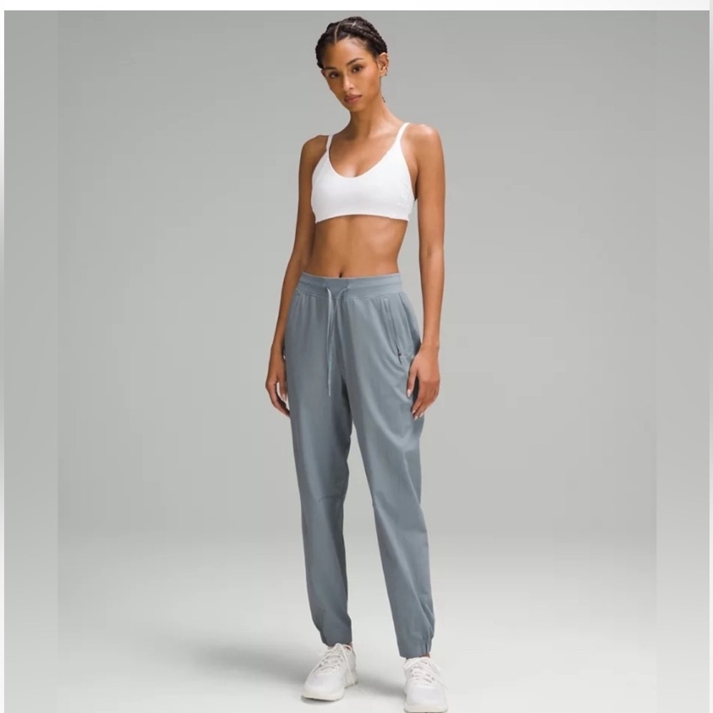 NWT Lululemon License to Train HR Pant /Belgian Blue
